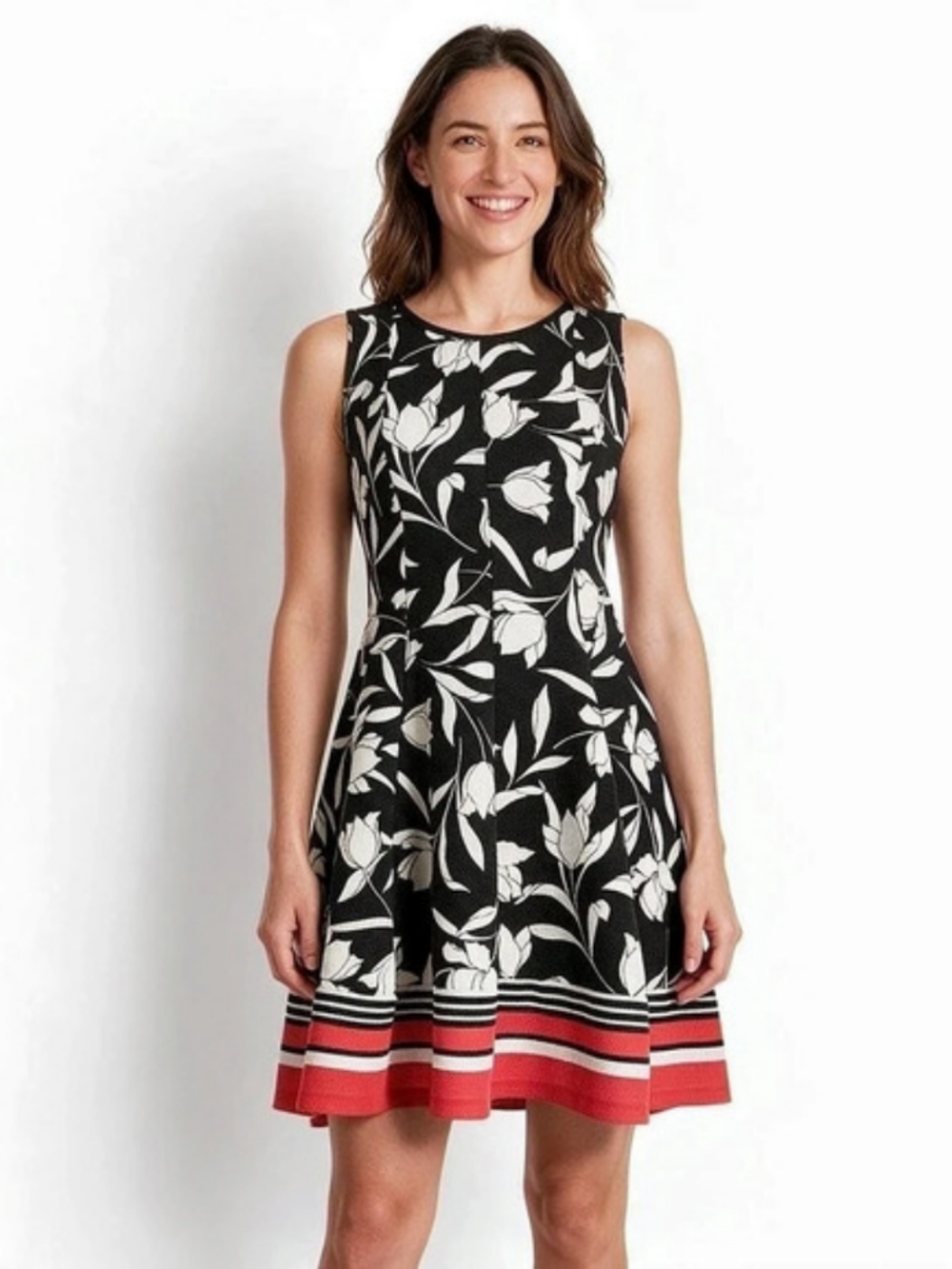 Robbie Bee Floral Mini Dress in Black & Red Size Medium